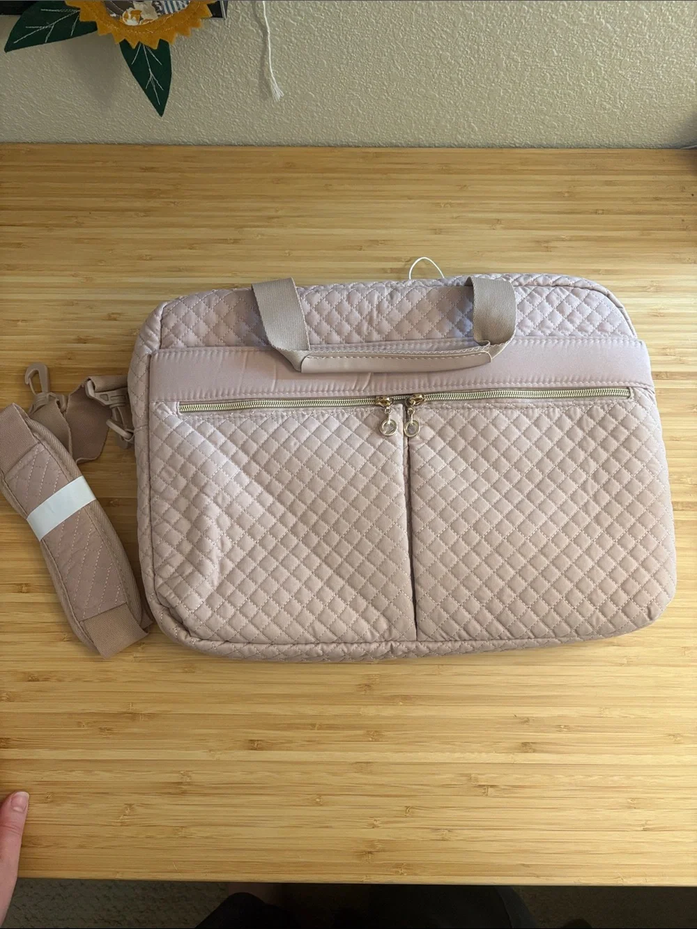 Bagsmart Quilted Light Pink Laptop Bag with Detachable Strap